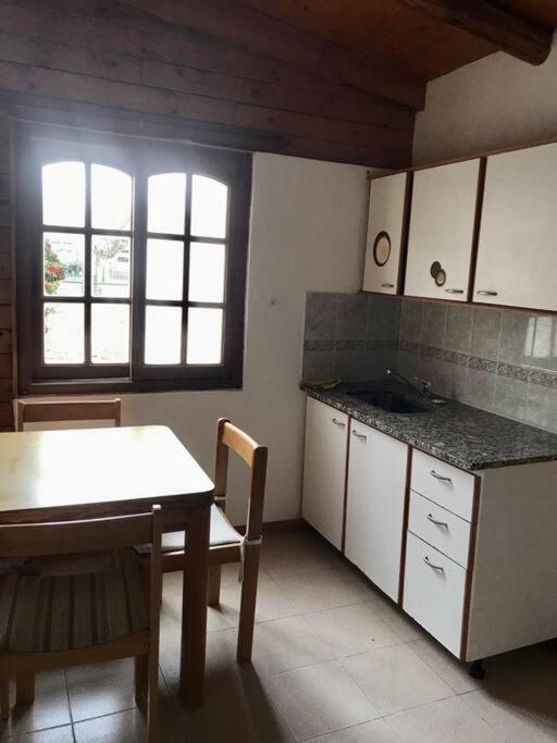 Pequena Casa De Troncos, Detras De Casa Principal No Trabajo Con Tarjeta De Credito Puerto Madryn Eksteriør billede
