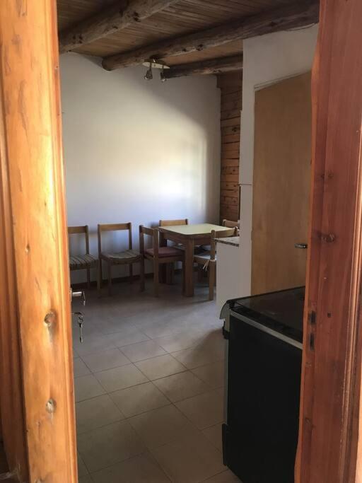 Pequena Casa De Troncos, Detras De Casa Principal No Trabajo Con Tarjeta De Credito Puerto Madryn Eksteriør billede