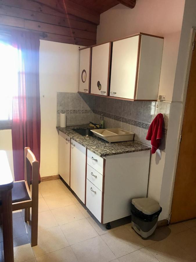 Pequena Casa De Troncos, Detras De Casa Principal No Trabajo Con Tarjeta De Credito Puerto Madryn Eksteriør billede