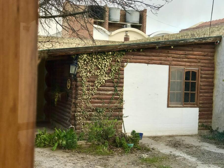 Pequena Casa De Troncos, Detras De Casa Principal No Trabajo Con Tarjeta De Credito Puerto Madryn Eksteriør billede