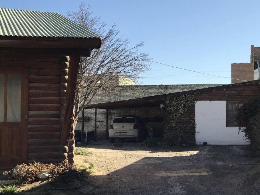 Pequena Casa De Troncos, Detras De Casa Principal No Trabajo Con Tarjeta De Credito Puerto Madryn Eksteriør billede